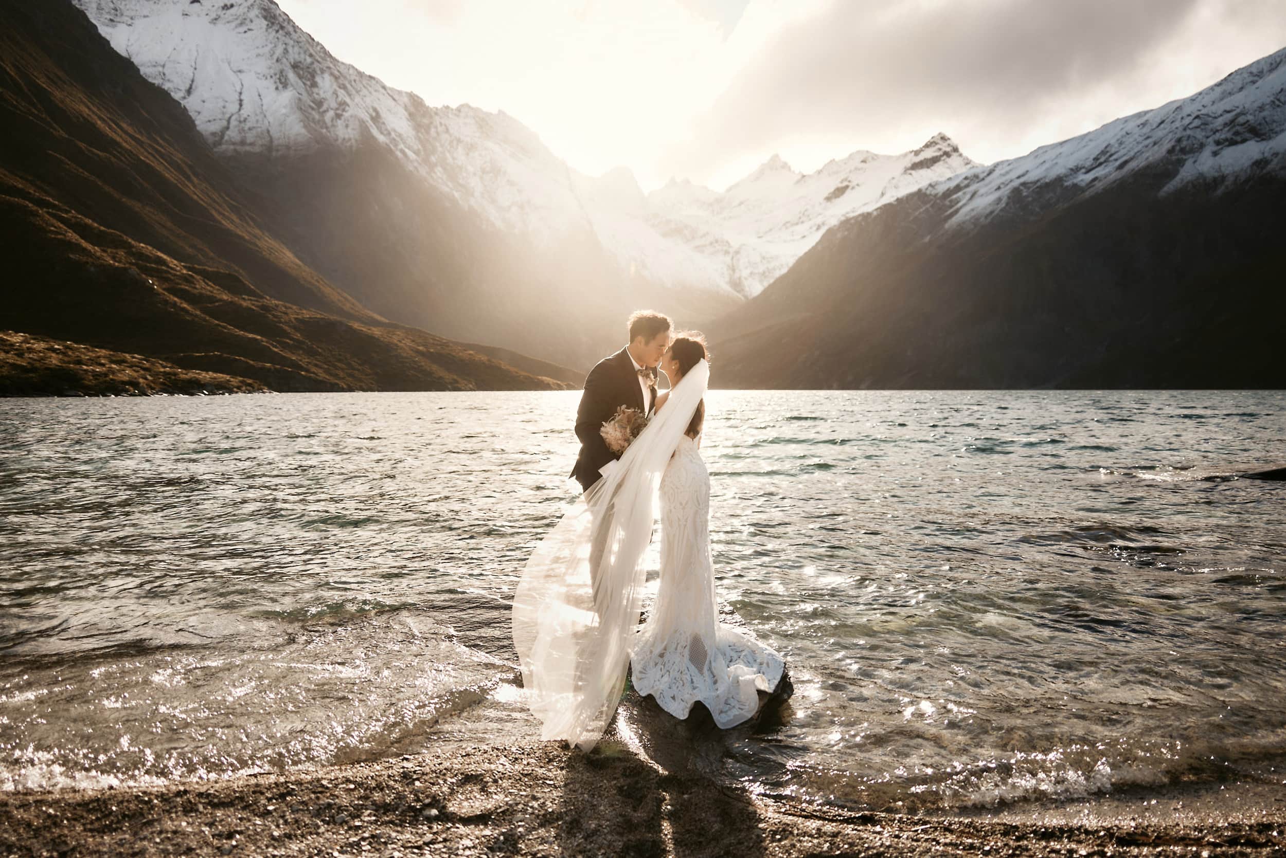 new zealand luxury elopement wedding helicopter lochnagar lake